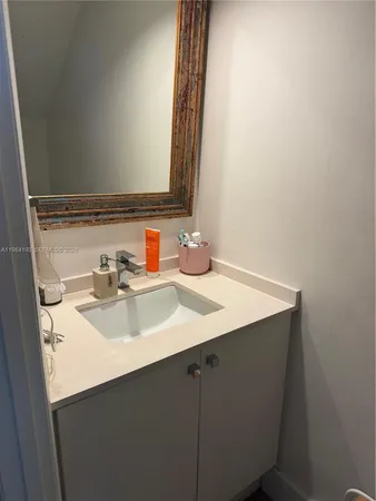 $6,000 | 350 Grapetree Drive, Unit 410, Key Biscayne, FL 33149
