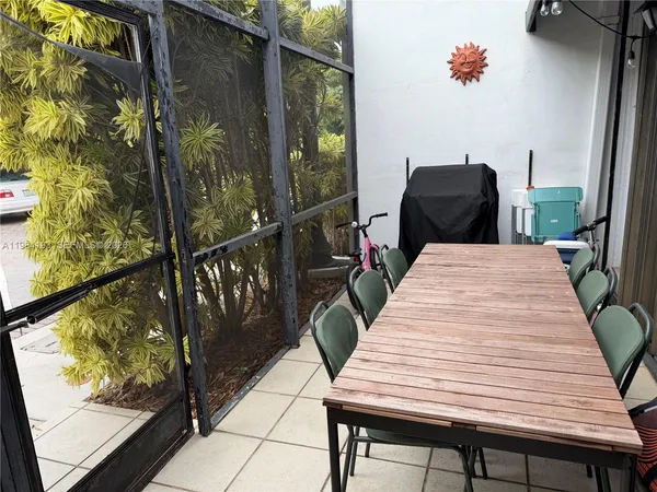 $6,000 | 350 Grapetree Drive, Unit 410, Key Biscayne, FL 33149
