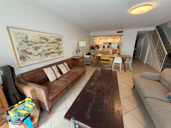 $6,000 | 350 Grapetree Drive, Unit 410, Key Biscayne, FL 33149