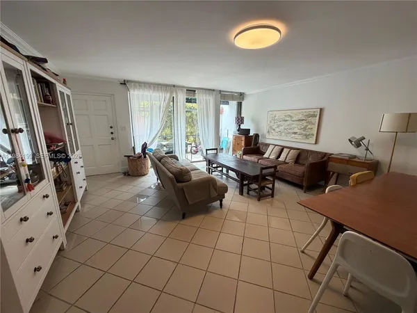 $6,000 | 350 Grapetree Drive, Unit 410, Key Biscayne, FL 33149