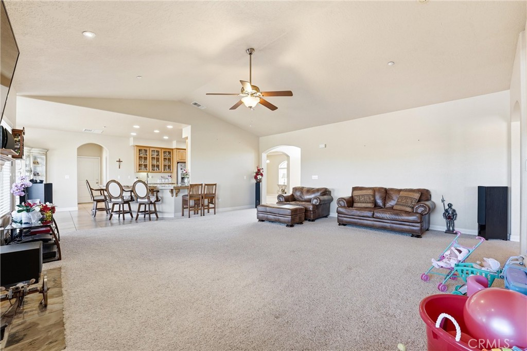 5773 Merito Road Hesperia, CA 92344 - Photo 13 of 33