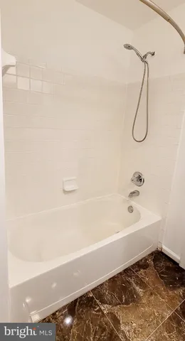 $3,200 | 6962 Banchory Court, Alexandria, VA 22315