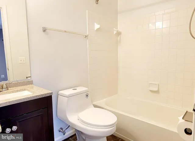 $3,200 | 6962 Banchory Court, Alexandria, VA 22315