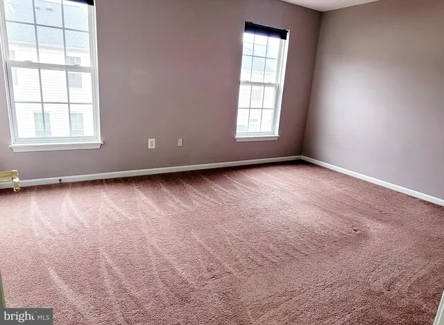 $3,200 | 6962 Banchory Court, Alexandria, VA 22315