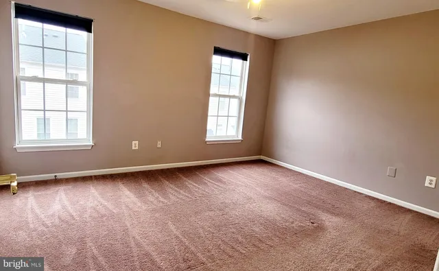 $3,200 | 6962 Banchory Court, Alexandria, VA 22315