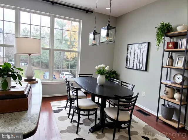 $3,200 | 6962 Banchory Court, Alexandria, VA 22315