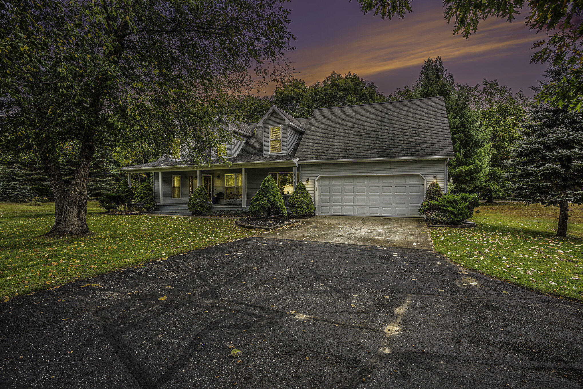 001_8l9a5525-twilight