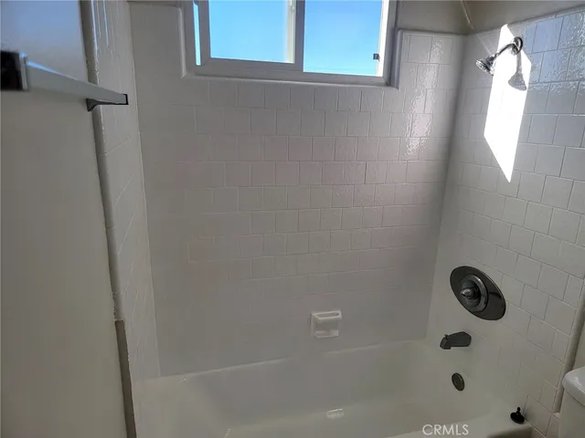 $1,975 | 620 Illinois Court, Unit 18, El Segundo, CA 90245