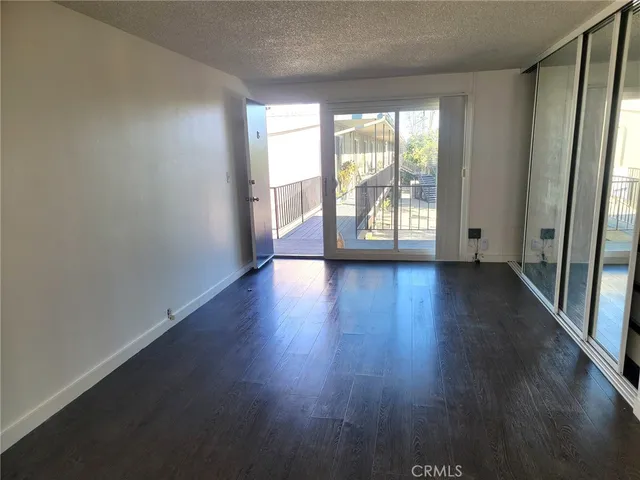 $1,975 | 620 Illinois Court, Unit 18, El Segundo, CA 90245