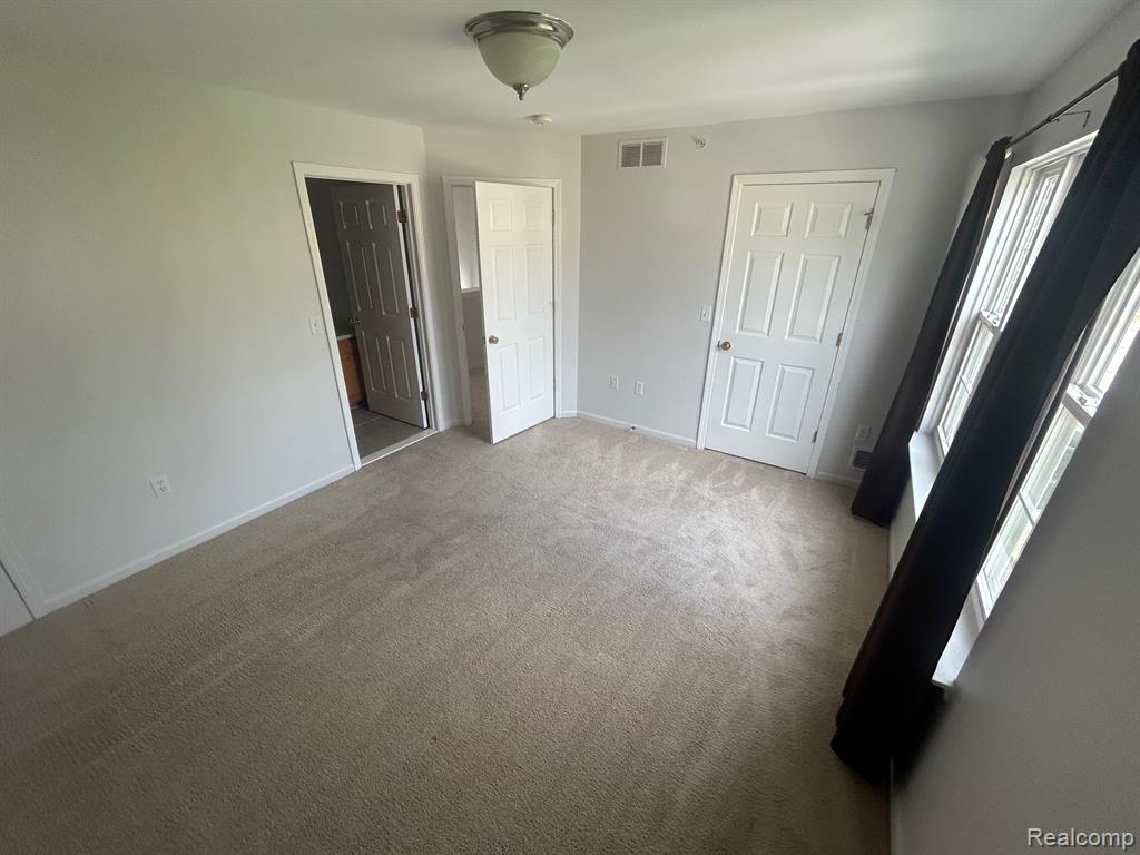 674 Cherry Orchard Road Canton, MI 48188 - Photo 21 of 38