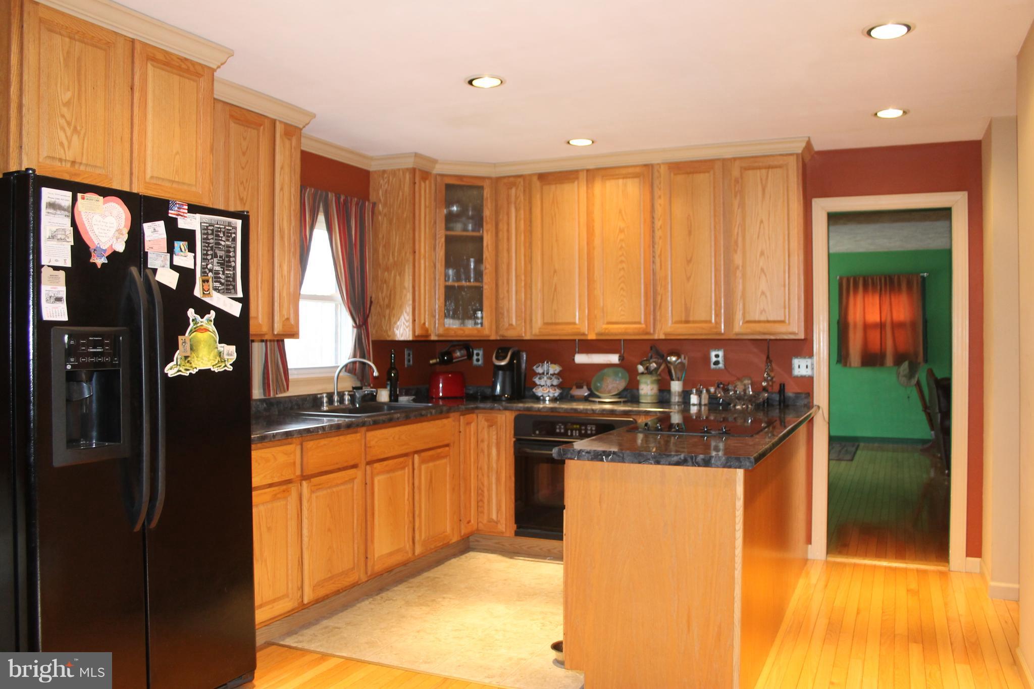 64 Castle Mountain Road Castleton, VA 22716 - Photo 12 of 29 Kitchen opens to Family room