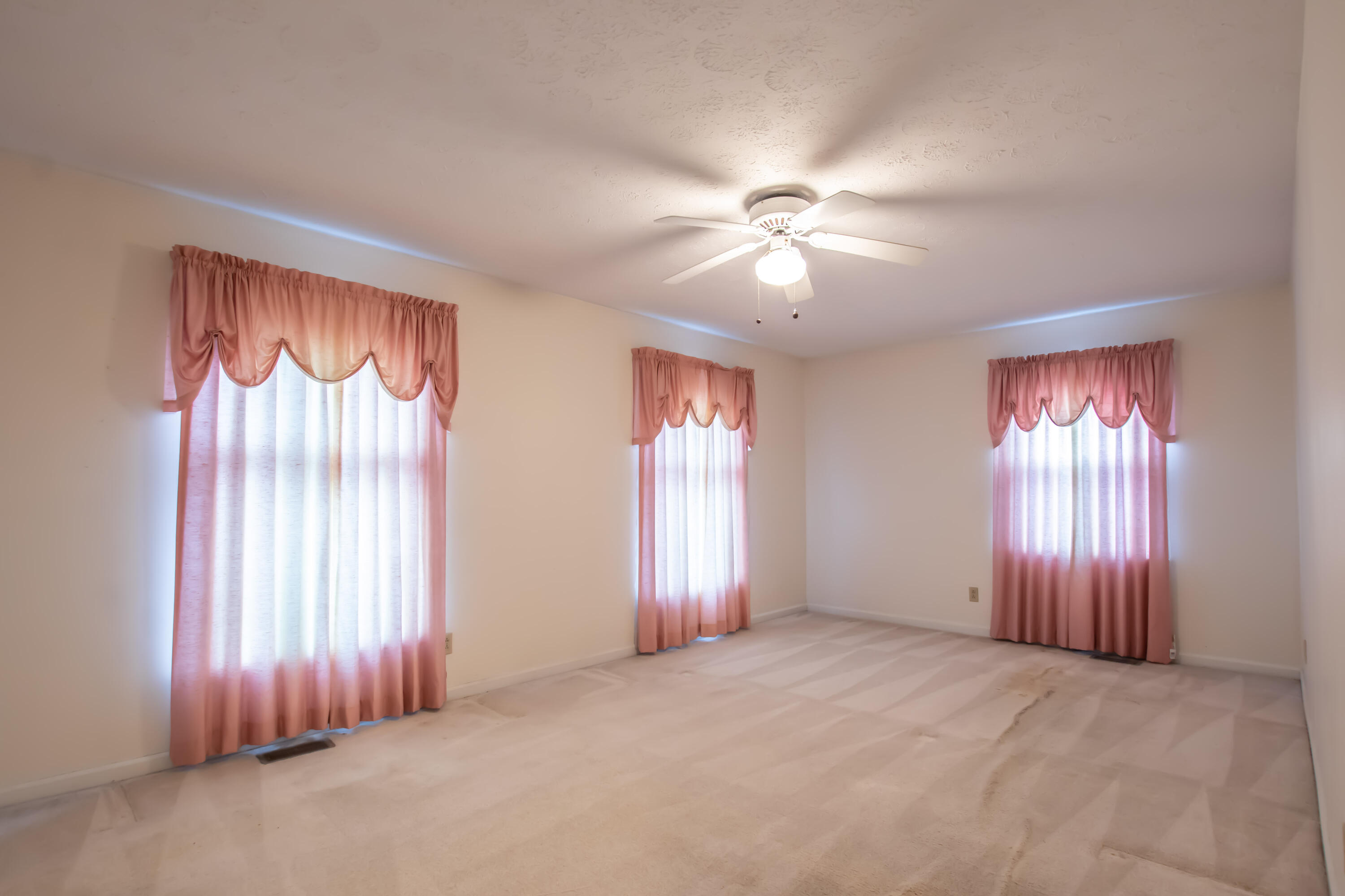 18481 Cleveland Road Abingdon, VA 24211 - Photo 24 of 32 Bedroom #2