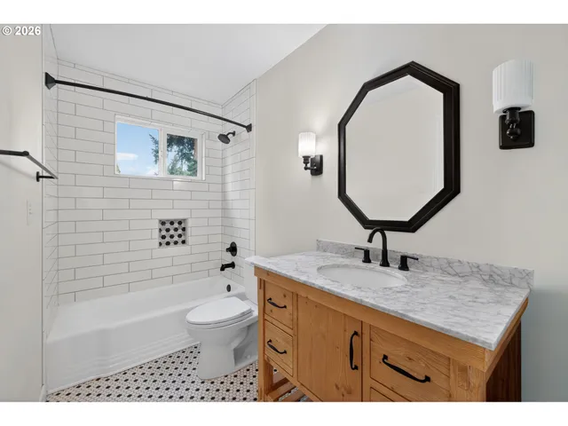 $625,000 | 7450 Southwest 101st Avenue, Beaverton, OR 97008