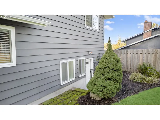 $625,000 | 7450 Southwest 101st Avenue, Beaverton, OR 97008