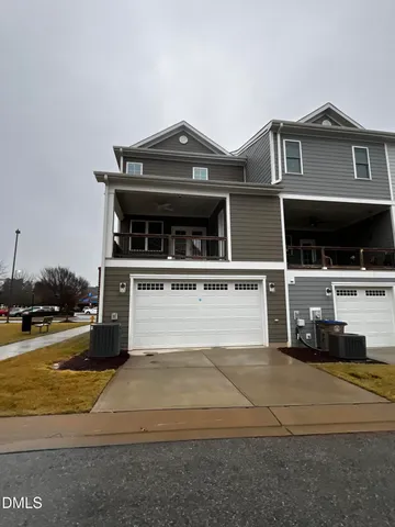 $2,495 | 986 Gateway Commons Circle, Wake Forest, NC 27587