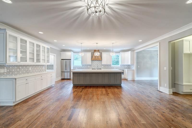 1375 Wessyngton Road Northeast Atlanta, GA 30306 - Photo 17 of 57