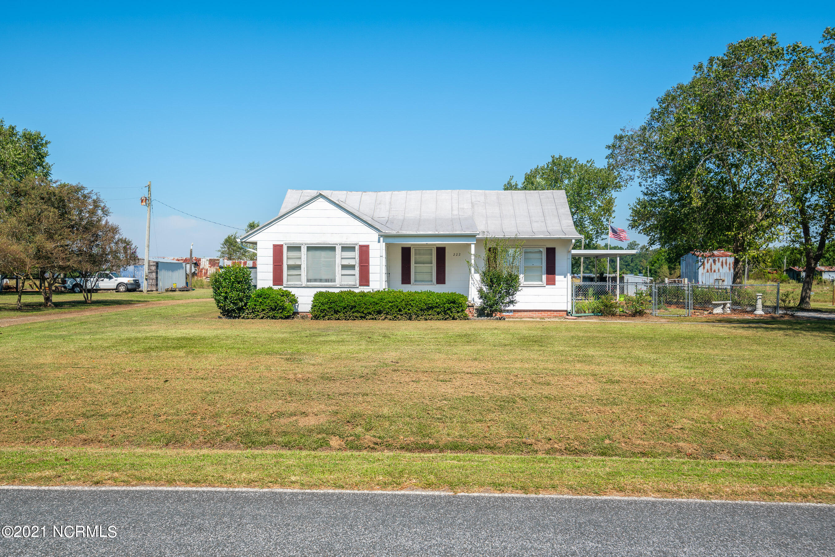 222 West Littlefield Road Ayden, NC 28513 - Photo 1 of 42 20210928a MLS 222 W Littlefield Rd Ayden