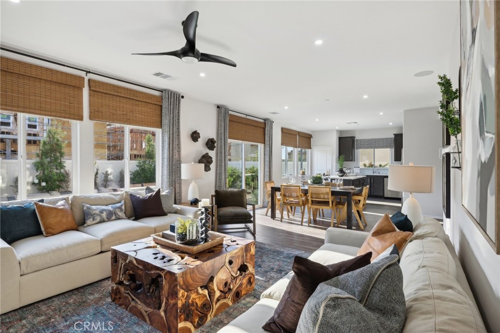 49459 Meadowlark Place Indio, CA 92201 - Photo 5 of 33 a living room with furniture