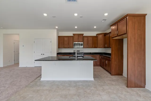 $388,990 | 112 Shingle Oak Drive, Moncks Corner, SC 29461