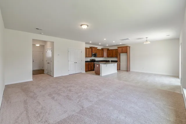 $388,990 | 112 Shingle Oak Drive, Moncks Corner, SC 29461