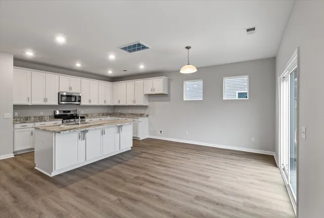 $378,990 | 112 Shingle Oak Drive, Moncks Corner, SC 29461