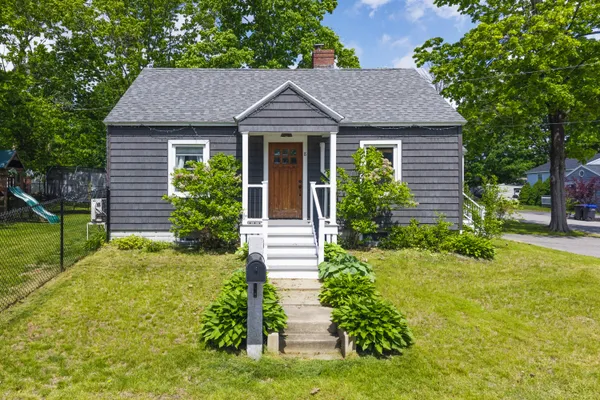$497,000 | 8 Somerset Avenue, Old Orchard Beach, ME 04064