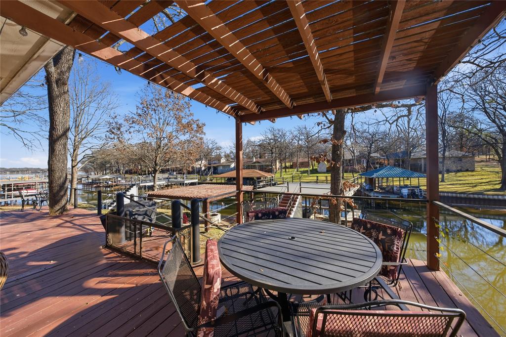 5262 Rio Vista Malakoff, TX 75148 - Photo 24 of 29 a view of a patio with table and chairs
