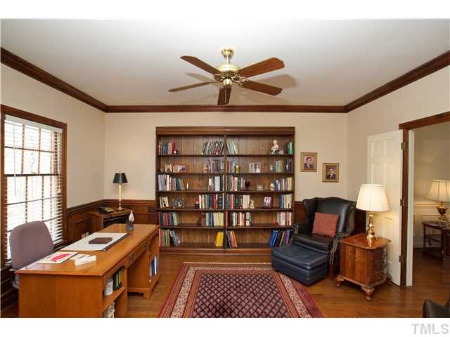 7309 Mevan Court Raleigh, NC 27613 - Photo 10 of 22 a living room with furniture