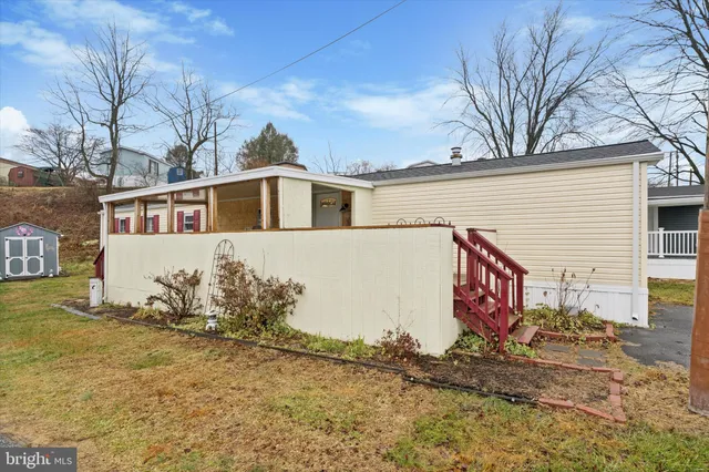 a street sign on the side of a road
