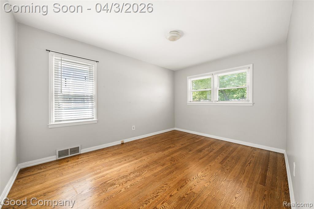 2714 Rochester Road Royal Oak, MI 48073 - Photo 13 of 26 Gallery Image 13