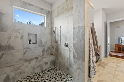 $1,895,000 | 18817 Hidden Ridge Place, Jonestown, TX 78645