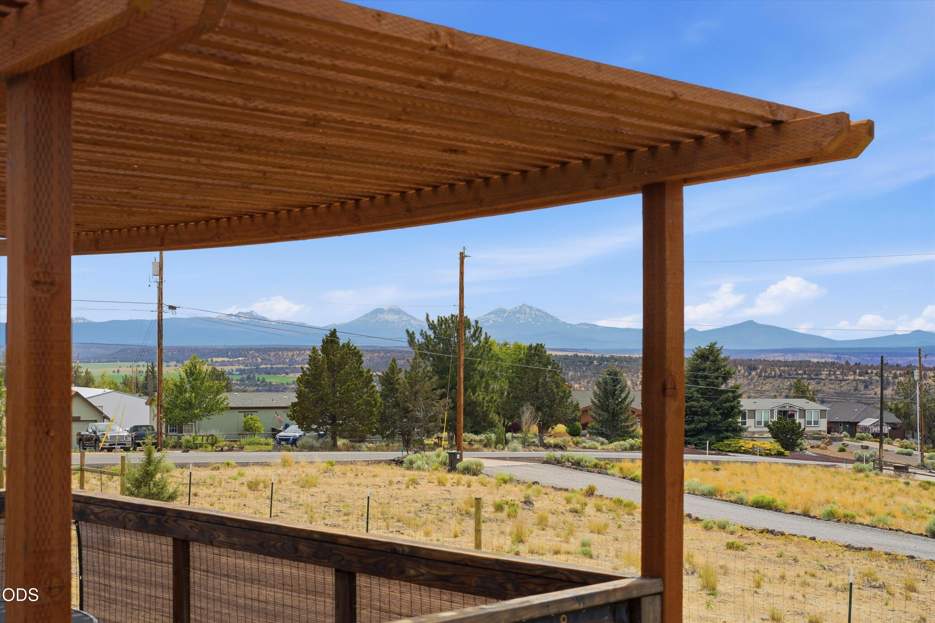 10711 Southwest Shad Road Terrebonne, OR 97760 - Photo 32 of 33