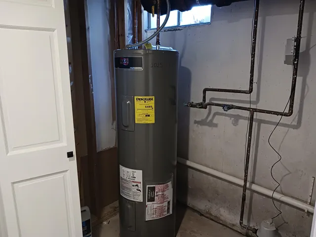 $274,900 | 112 North 3rd Street, Evansville, WI 53536