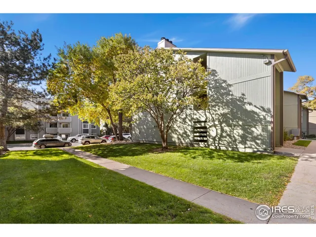 a view of a large building