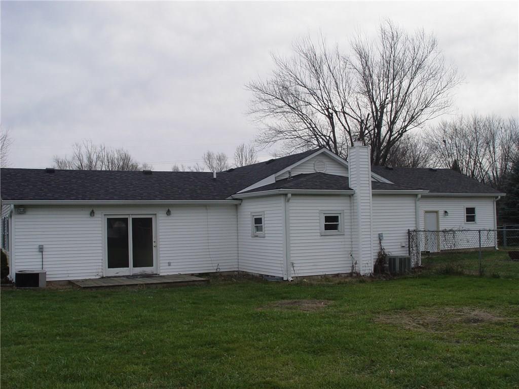 3106 Fisher Road Indianapolis, IN 46239 - Photo 3 of 15 Gallery Image 3
