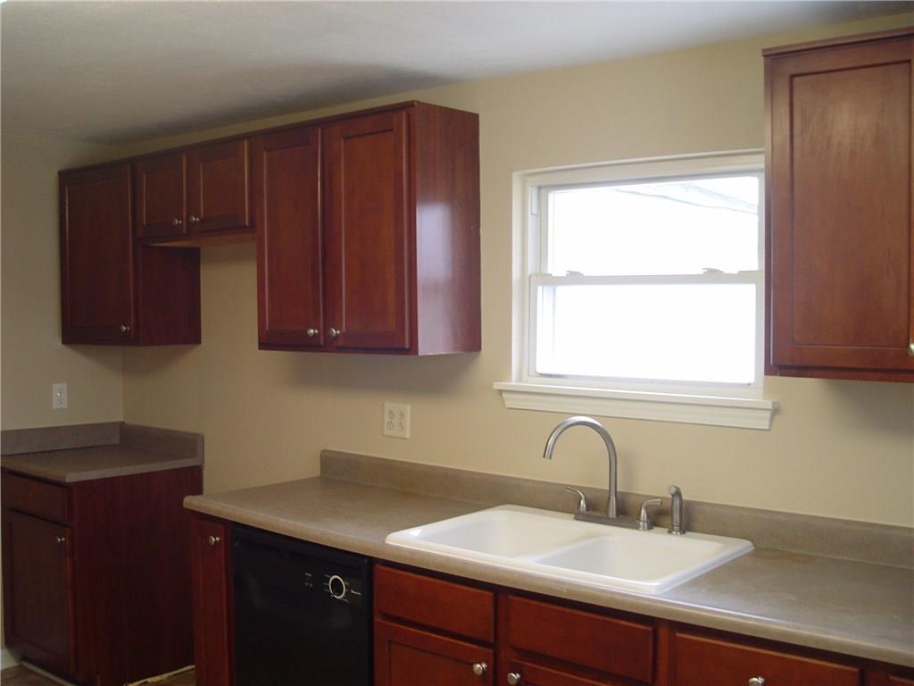 3106 Fisher Road Indianapolis, IN 46239 - Photo 7 of 15 Gallery Image 7