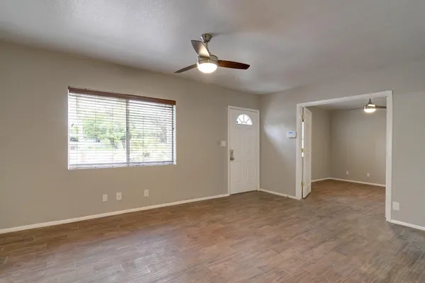 $4,800 | 519 West 13th Street, Tempe, AZ 85281
