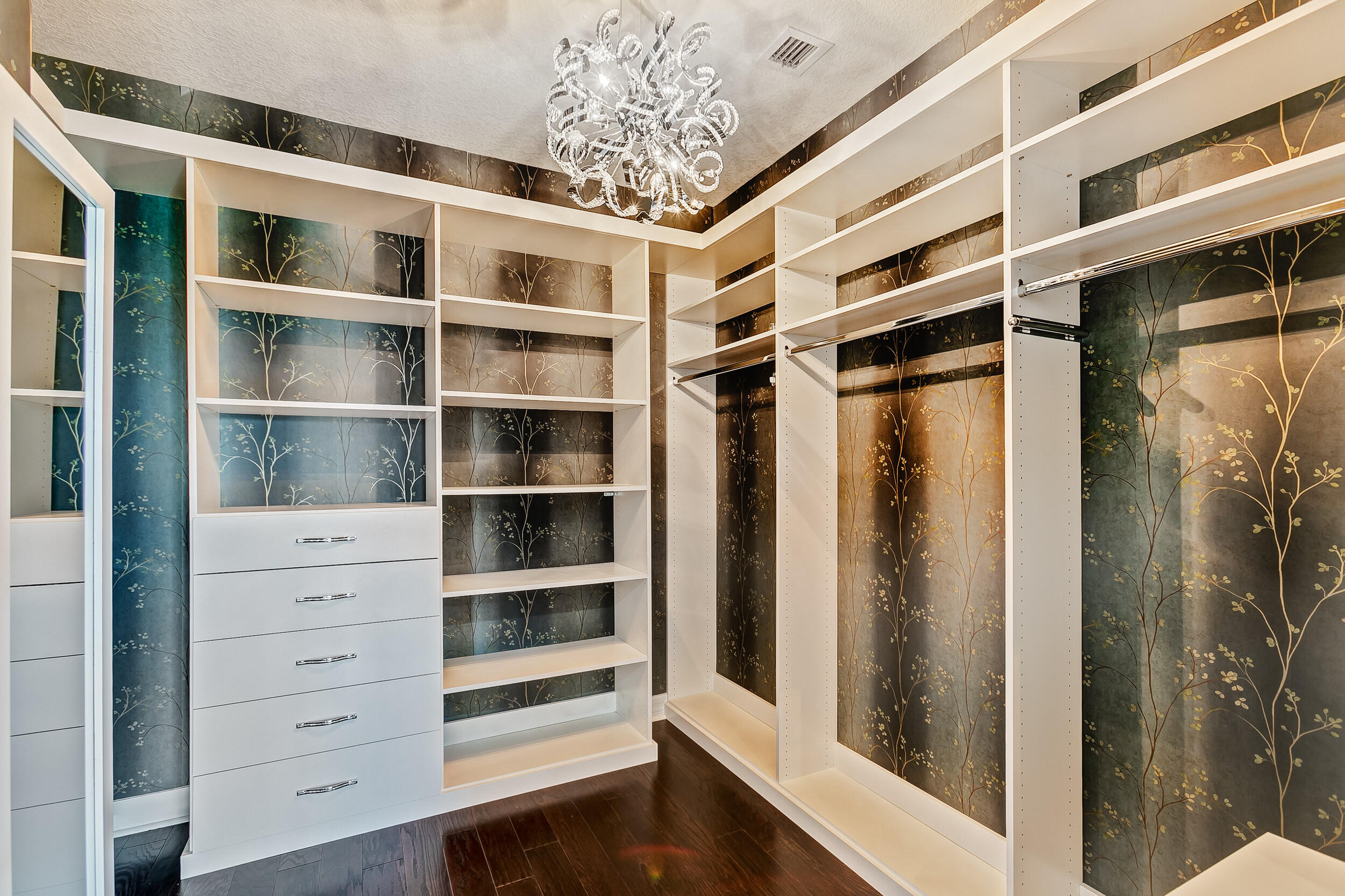 1139 Turnbridge Drive Jupiter, FL 33458 - Photo 35 of 60 Primary Her Closet