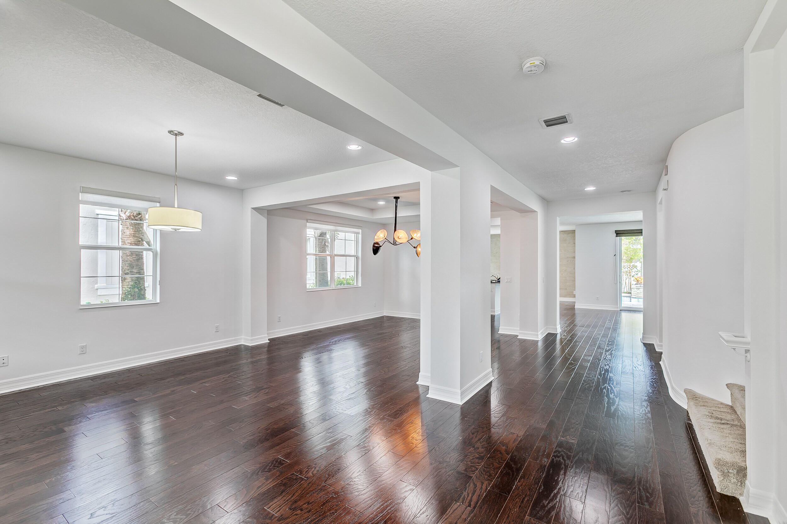 1139 Turnbridge Drive Jupiter, FL 33458 - Photo 8 of 60 Entry