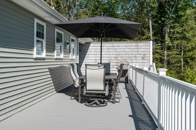 $799,900 | 31 Cypress Circle, Exeter, NH 03833