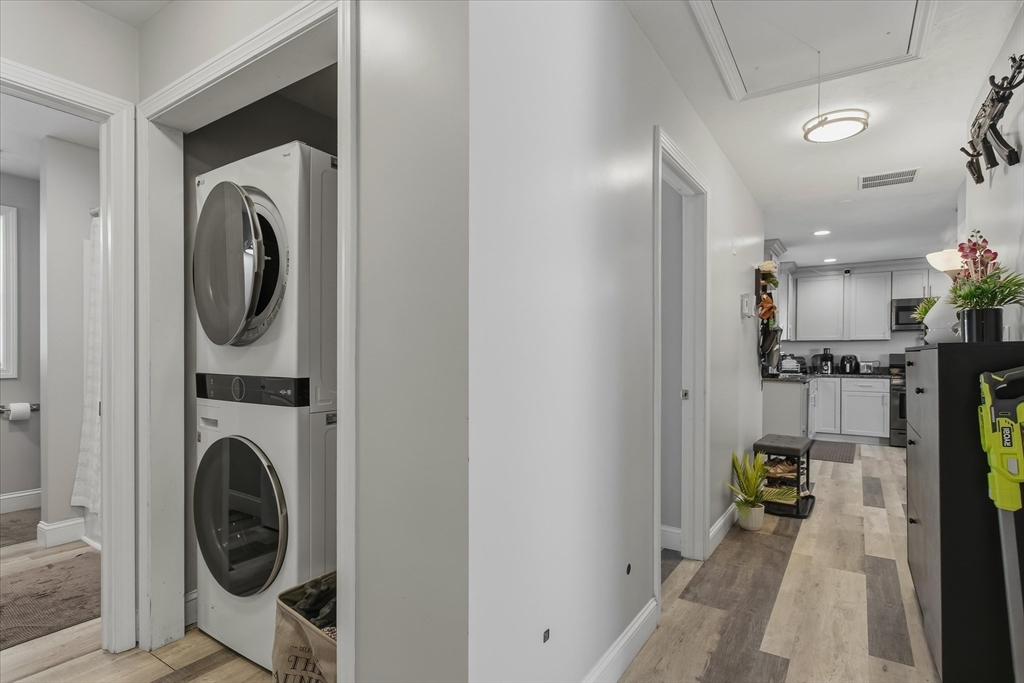 35 Shaw Street Lowell, MA 01851 - Photo 24 of 34