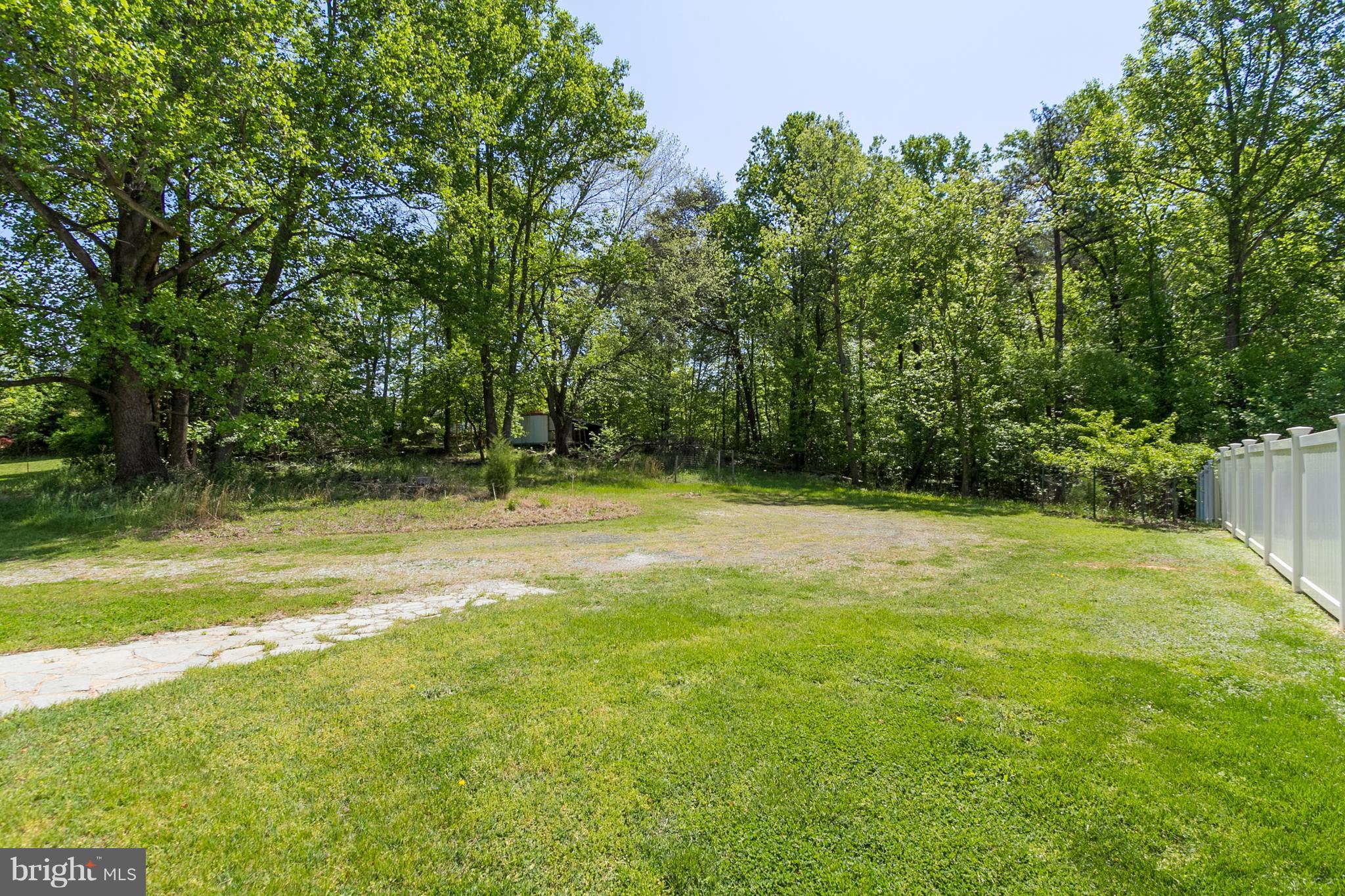 7231 Wright Road Hanover, MD 21076 - Photo 12 of 21 Exterior (Rear)