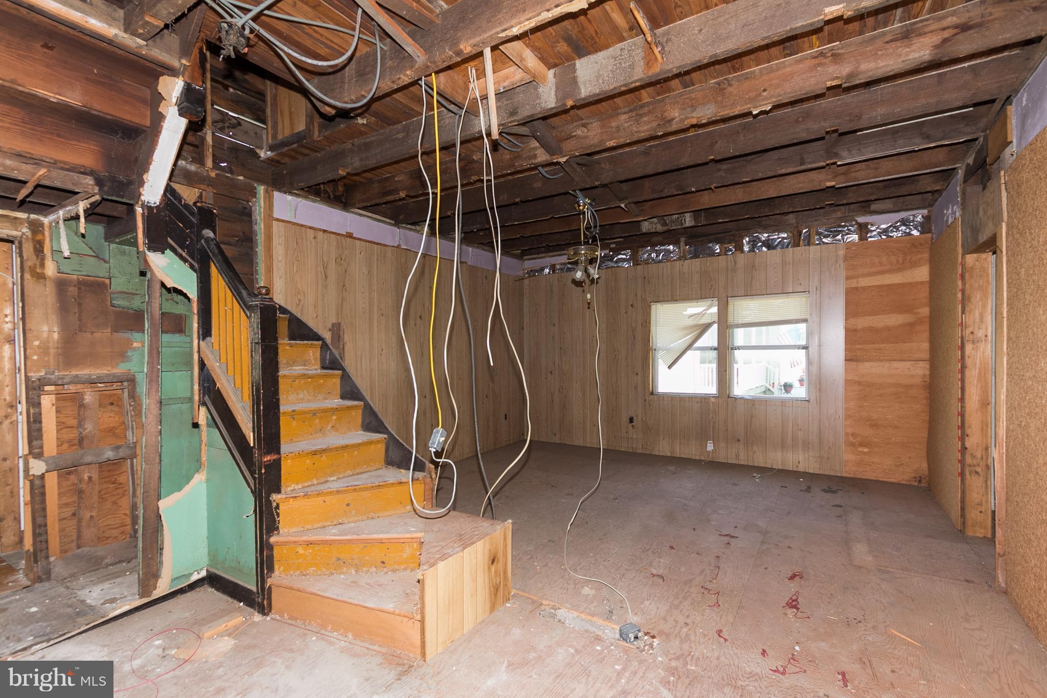 7231 Wright Road Hanover, MD 21076 - Photo 4 of 21 Interior (General)