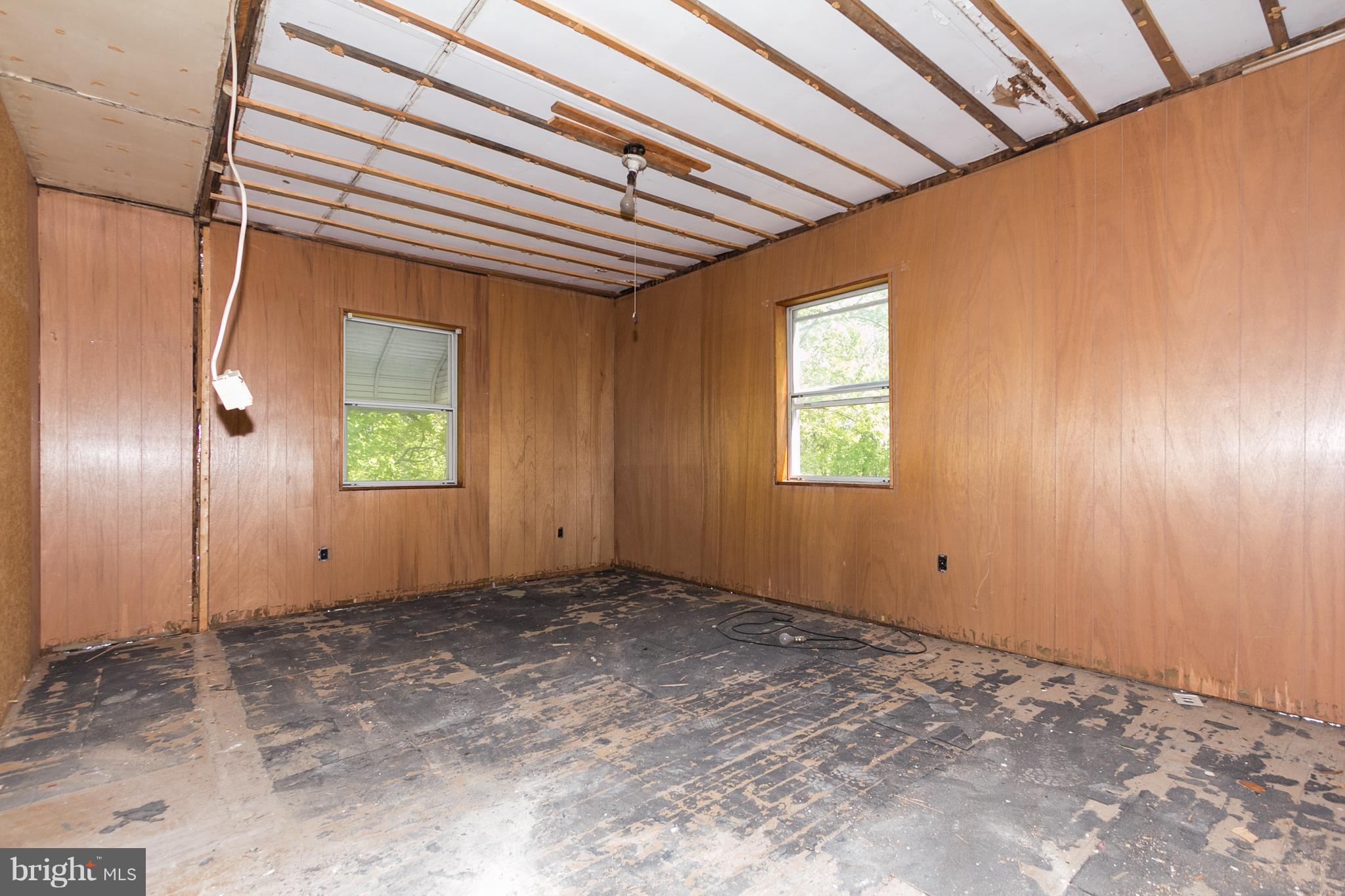 7231 Wright Road Hanover, MD 21076 - Photo 8 of 21 Interior (General)