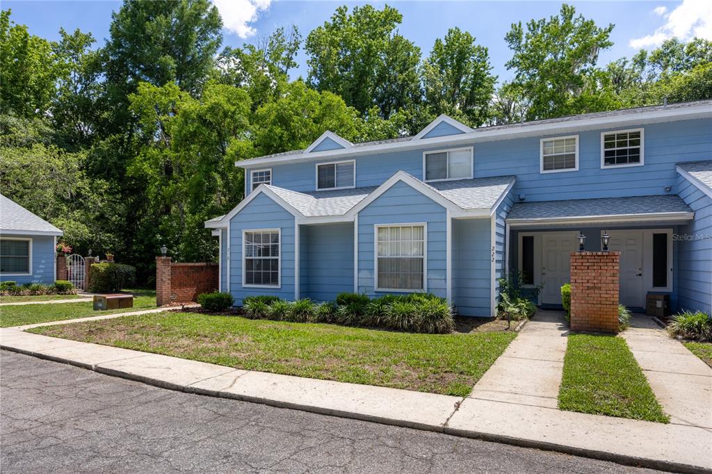 218 Northwest 50th Boulevard, Unit K Gainesville, FL 32607 - Photo 4 of 40
