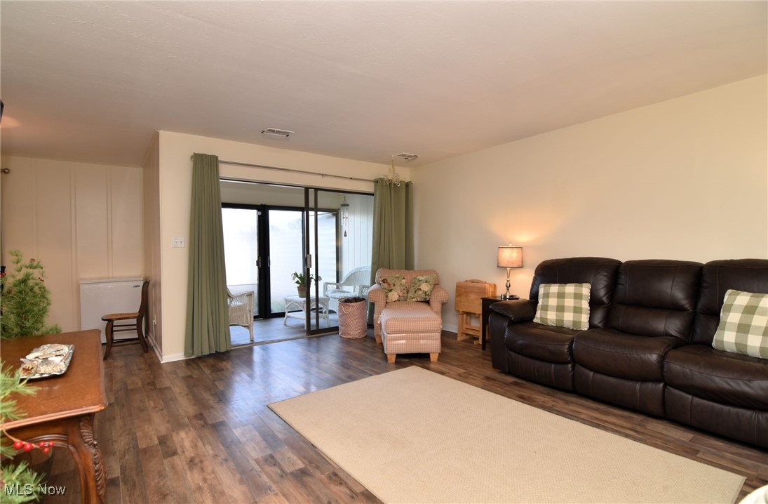 1105 Canyon View Road, Unit 602 Northfield, OH 44067 - Photo 12 of 31 Living room with access to enclosed patio