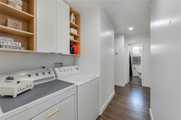a view of utility room with washer and dryer