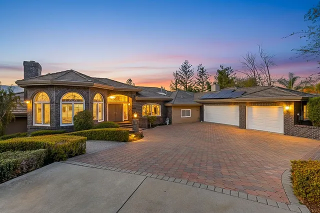 $5,599,000 | 15955 Cerro Vista Court, Los Gatos, CA 95032