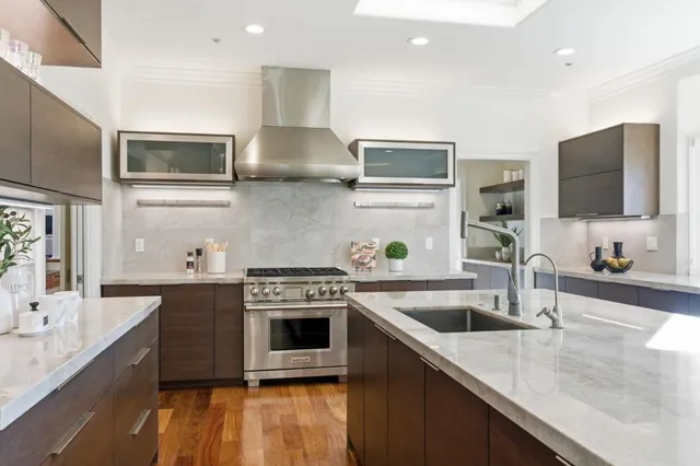 $5,599,000 | 15955 Cerro Vista Court, Los Gatos, CA 95032