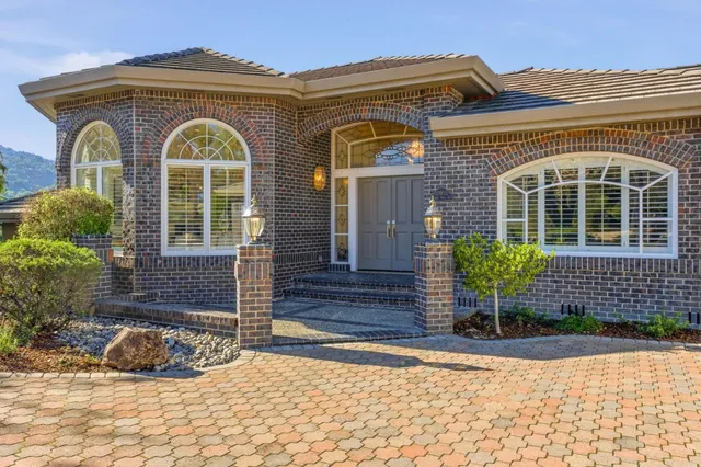 $5,599,000 | 15955 Cerro Vista Court, Los Gatos, CA 95032